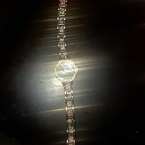 Geneva Watch Brand New In box - Picture 4 of 6